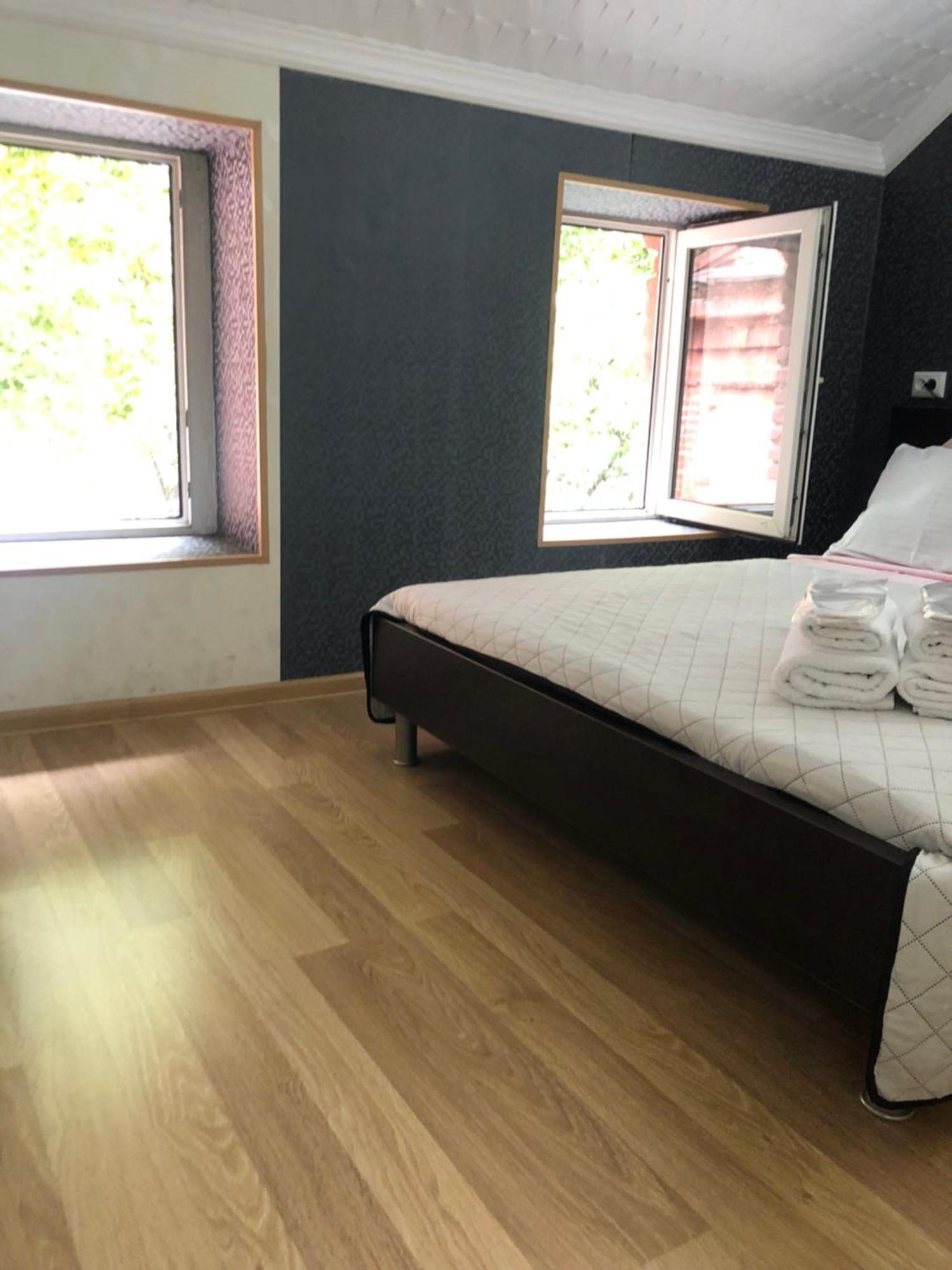 Hotel Your Comfort Tbilisi Esterno foto