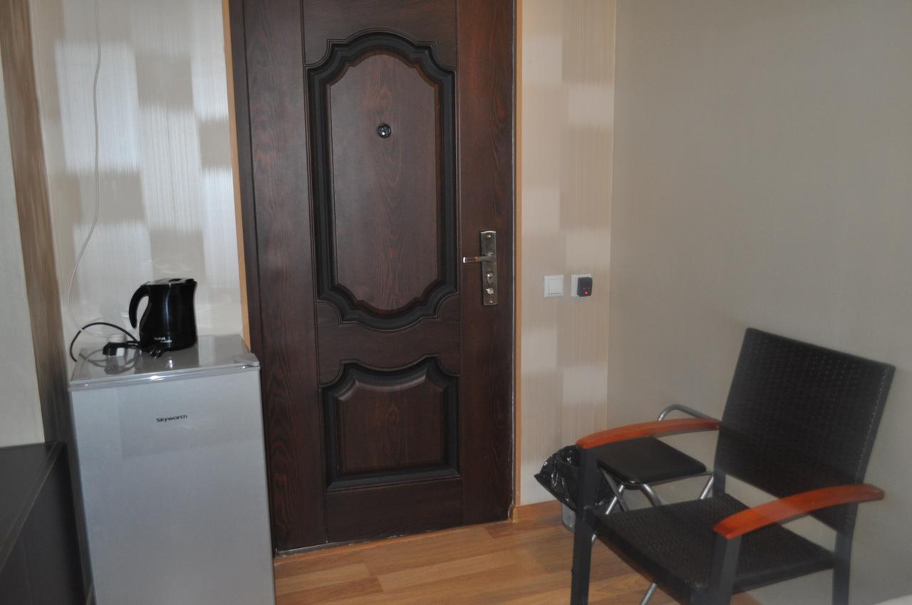 Hotel Your Comfort Tbilisi Esterno foto