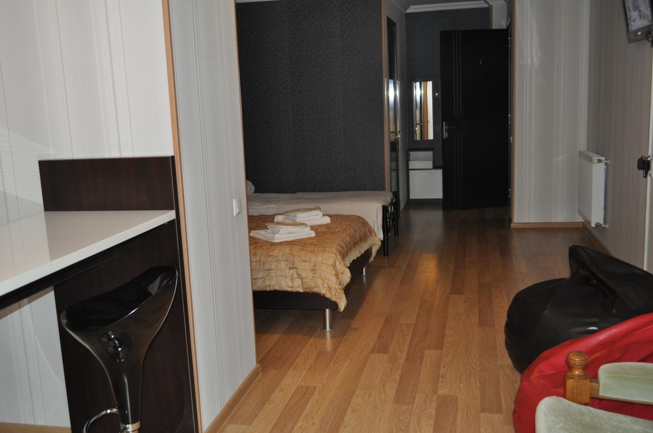 Hotel Your Comfort Tbilisi Esterno foto