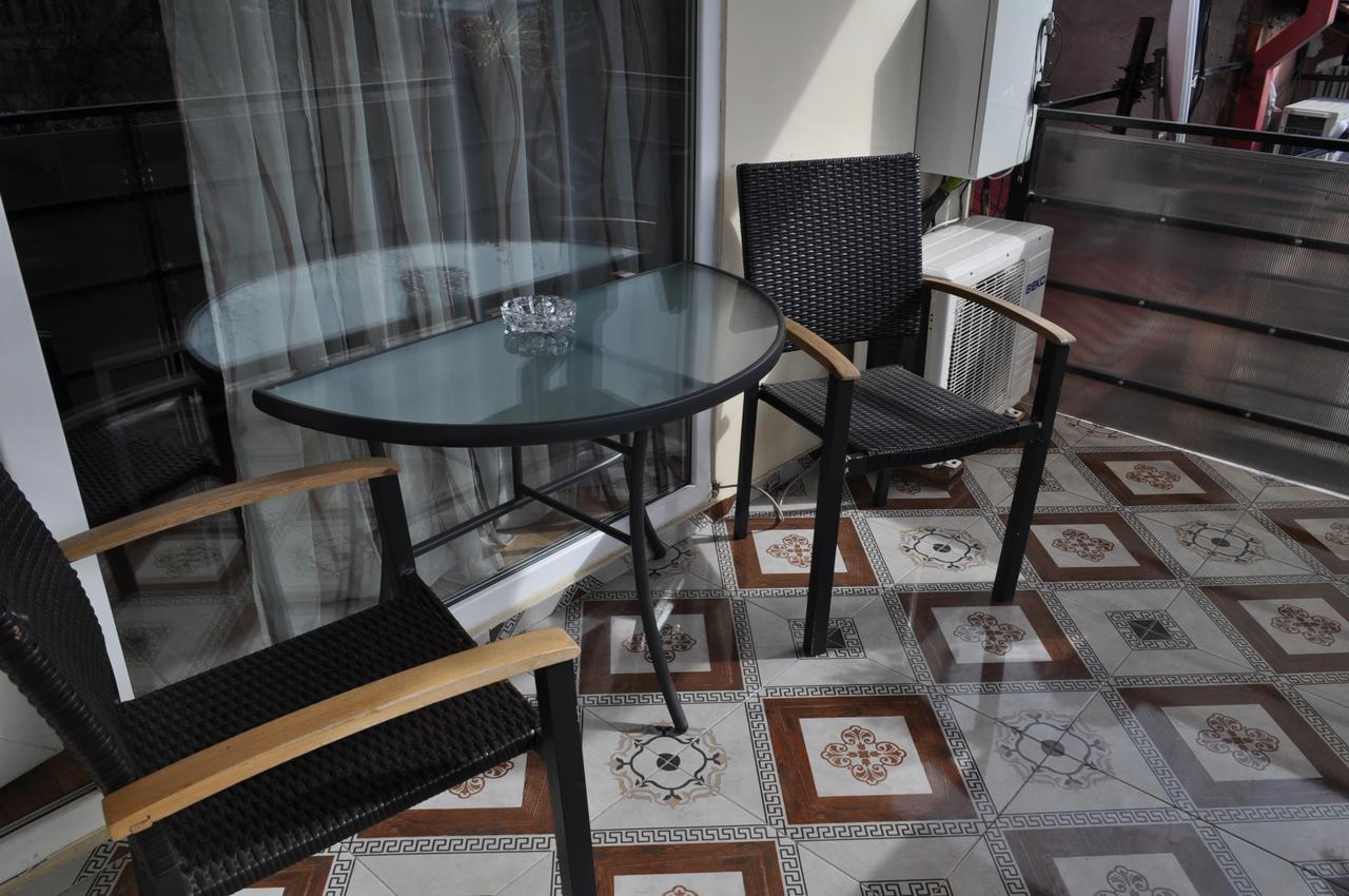 Hotel Your Comfort Tbilisi Esterno foto