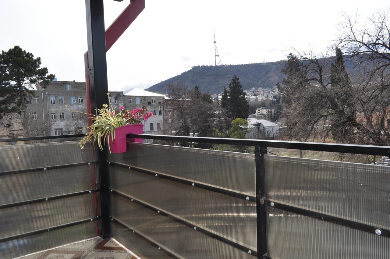Hotel Your Comfort Tbilisi Esterno foto
