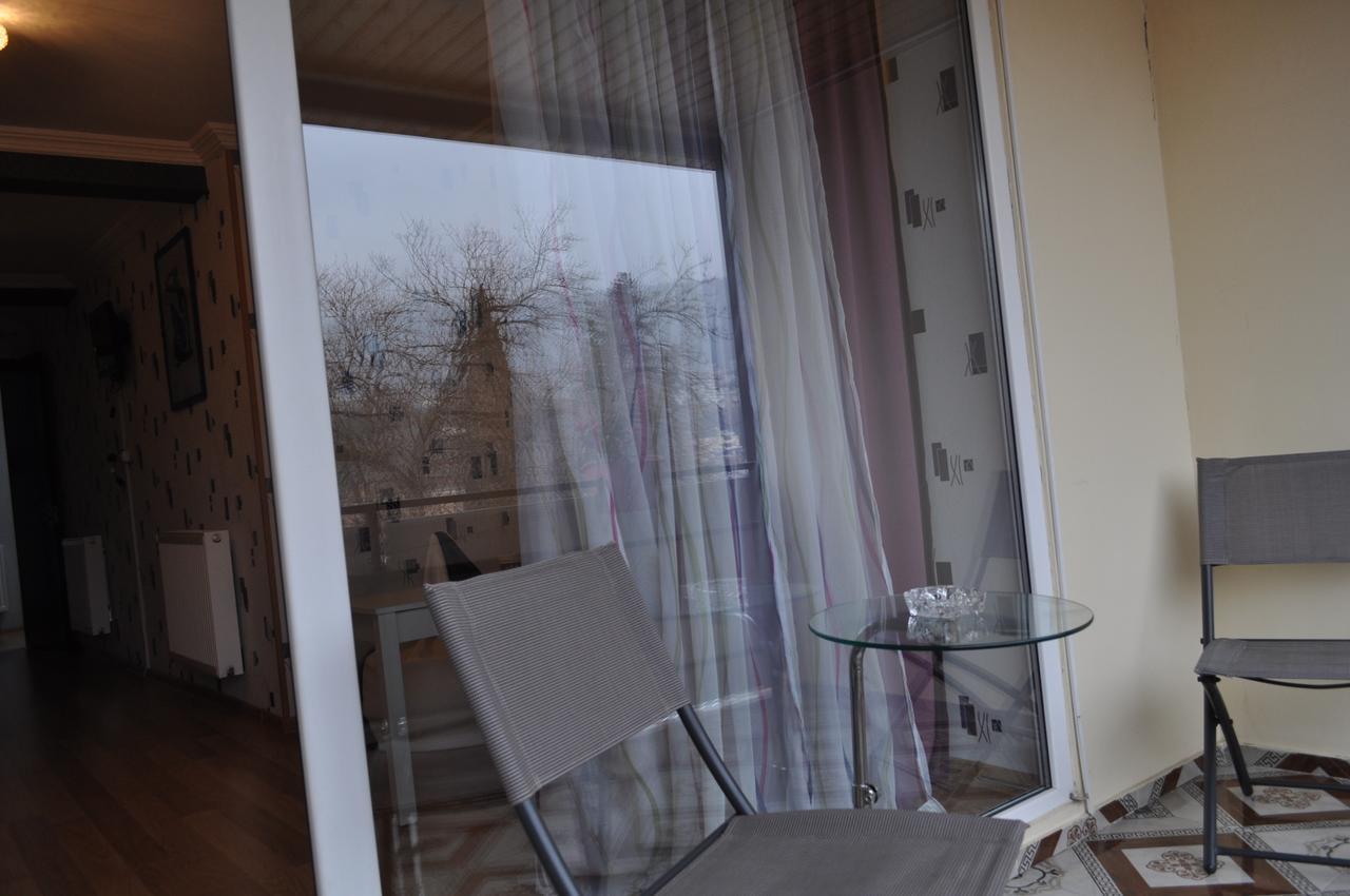 Hotel Your Comfort Tbilisi Esterno foto