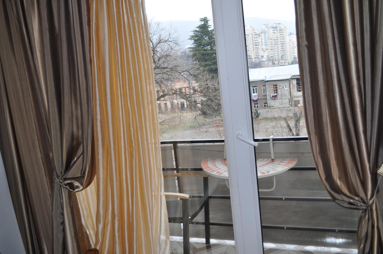 Hotel Your Comfort Tbilisi Esterno foto