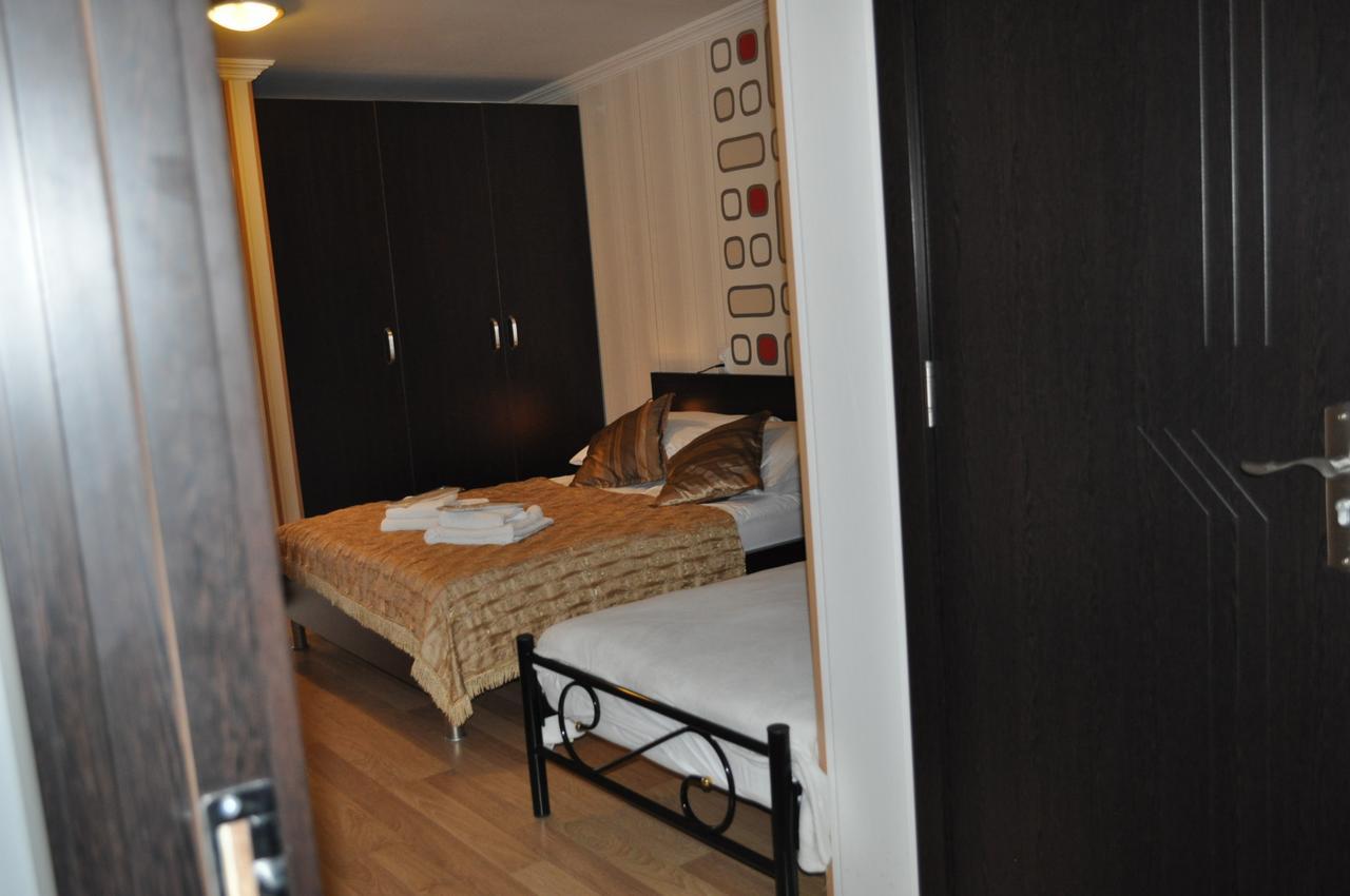 Hotel Your Comfort Tbilisi Esterno foto