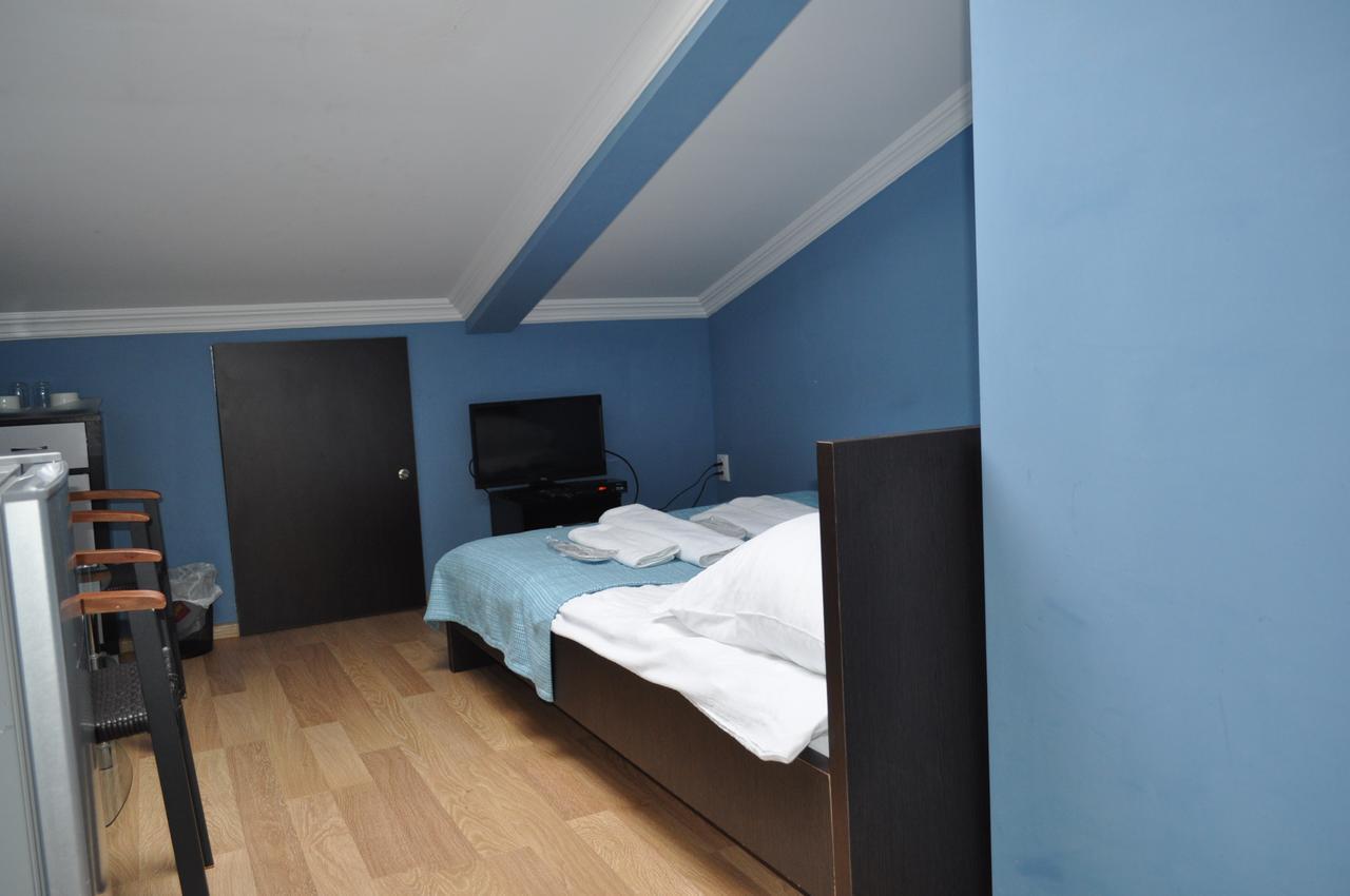 Hotel Your Comfort Tbilisi Esterno foto