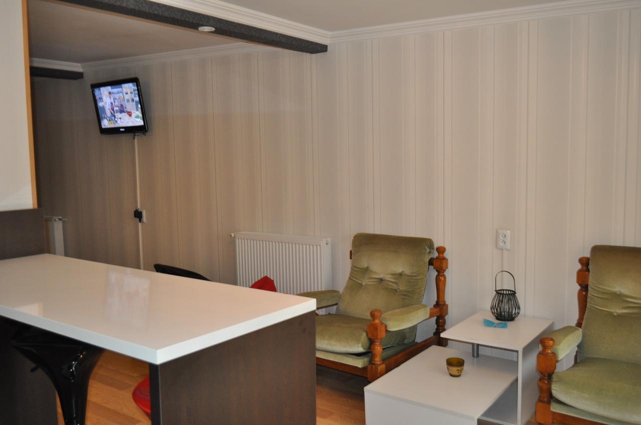 Hotel Your Comfort Tbilisi Esterno foto
